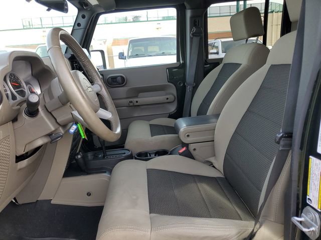 Used 2010 Jeep Wrangler Unlimited Sahara w/ Trailer Tow Group image 17