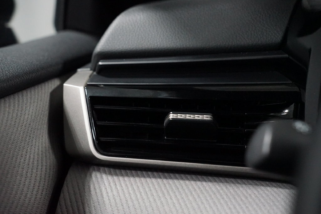 Certified 2025 Toyota Camry SE FWD image 25