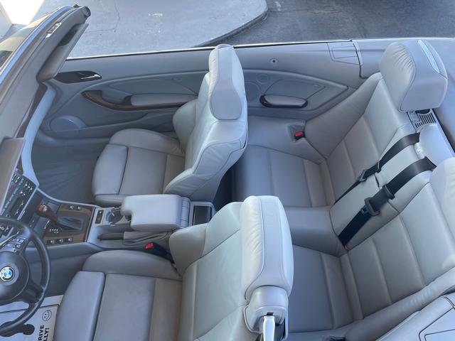 Used 2004 BMW 325Ci Convertible image 18