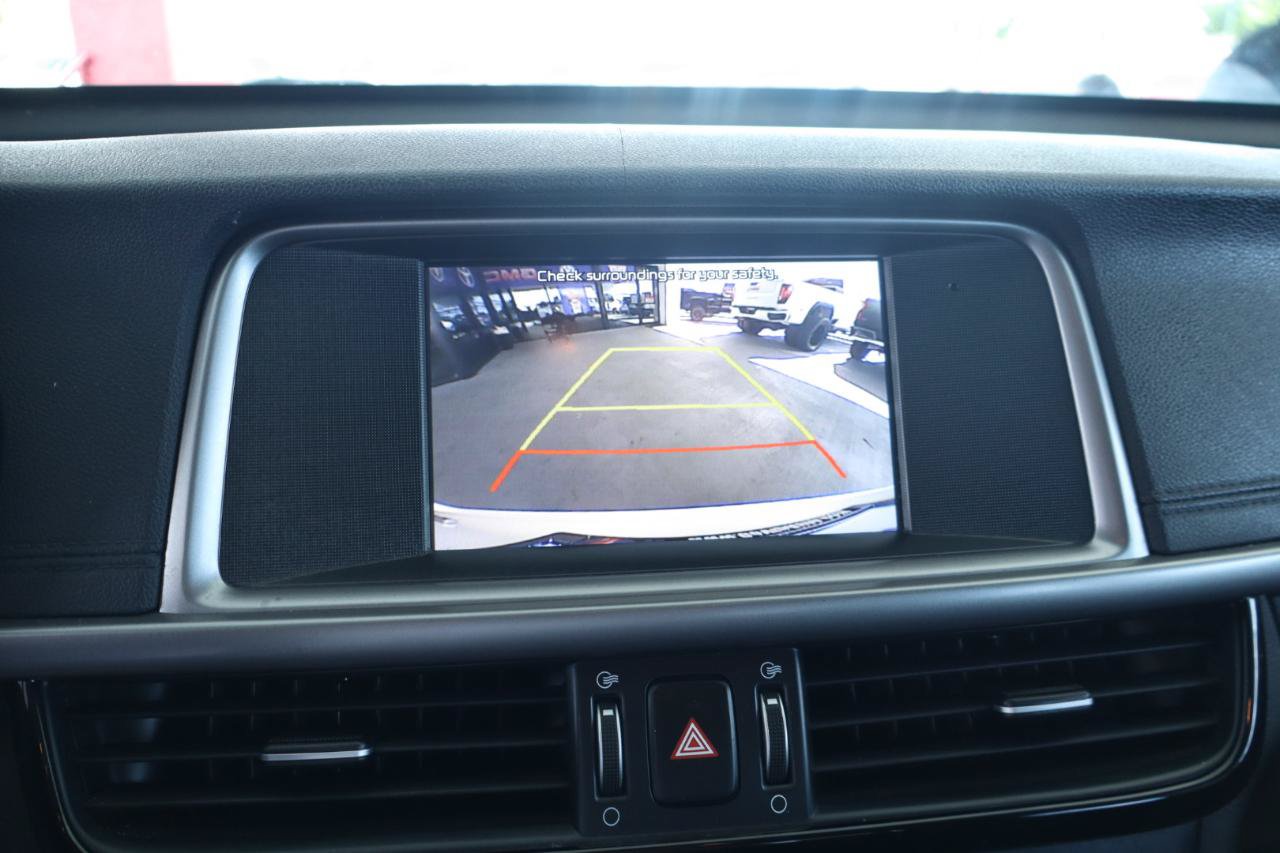 Used 2018 Kia Optima LX FWD image 24