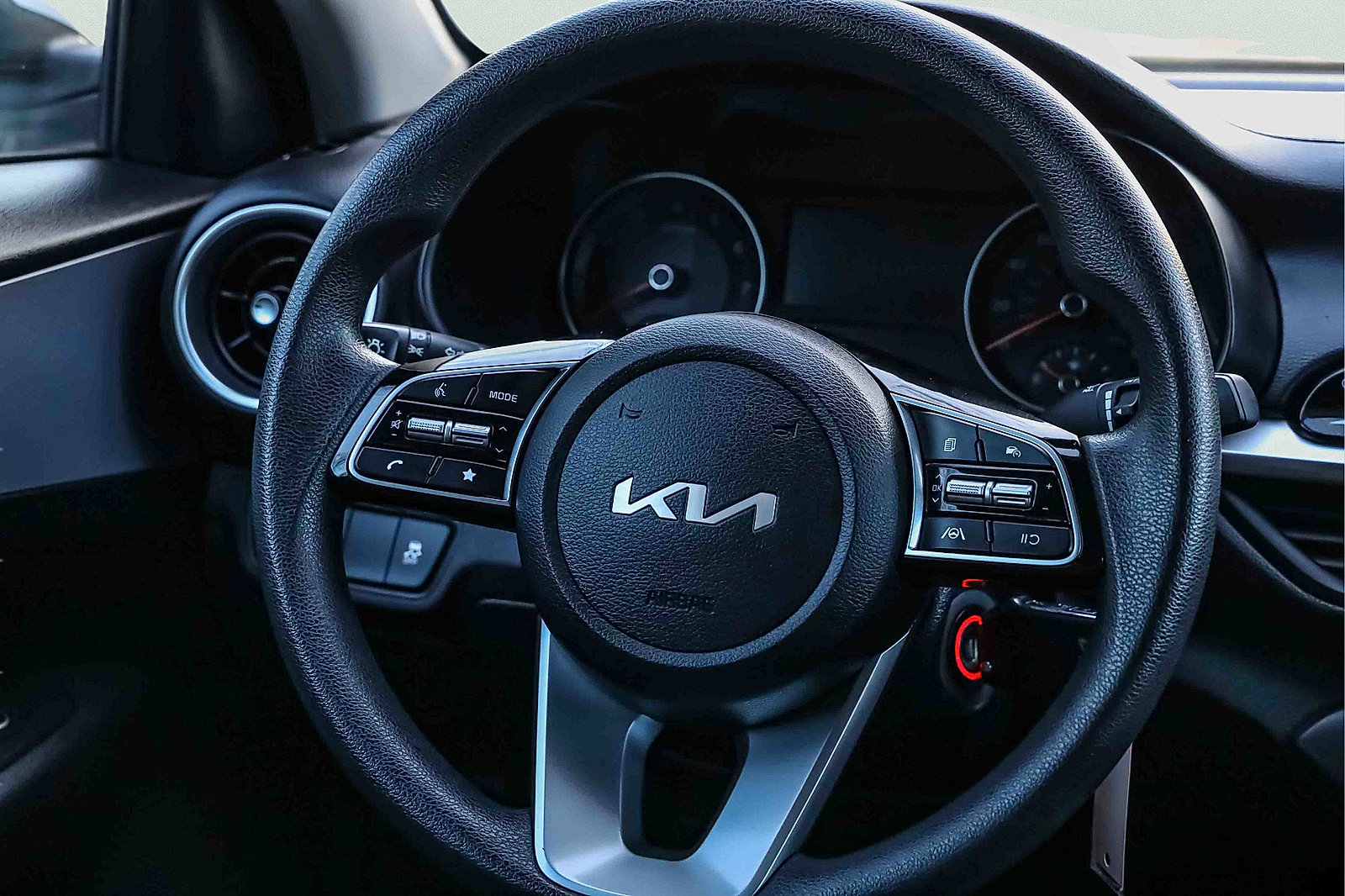 Certified 2024 Kia Forte LXS w/ LXS Technology Package image 10