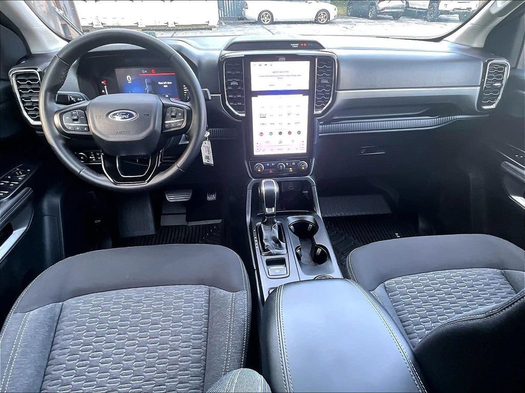 Used 2025 Ford Ranger XLT w/ Equipment Group 301A High AWD/4WD image 20