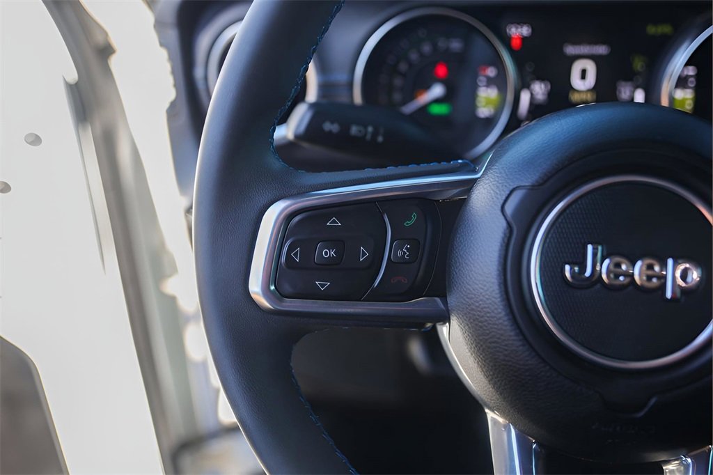 Used 2023 Jeep Wrangler Unlimited Rubicon 4xe image 14