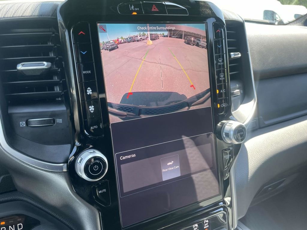 New 2026 RAM 1500 4x4 Crew Cab image 36