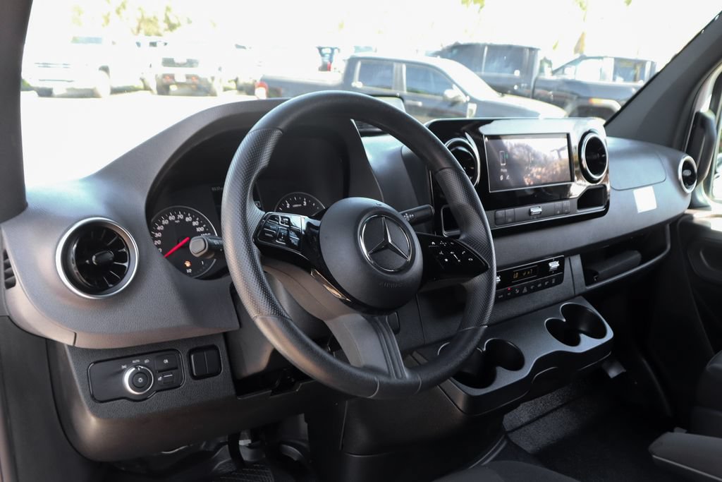 Used 2026 Mercedes-Benz Sprinter 2500 image 24