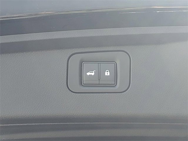 New 2025 Nissan Armada SL w/ Captain's Chari Seat Package image 6