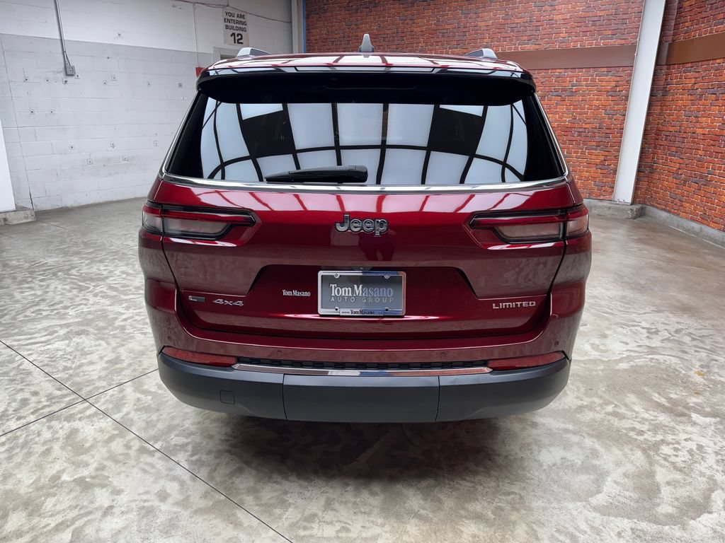 Used 2022 Jeep Grand Cherokee L Limited AWD/4WD image 6