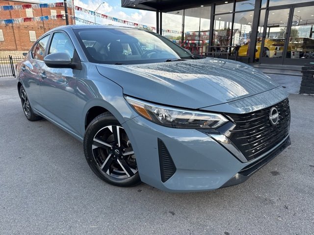 Used 2024 Nissan Sentra SV image 3