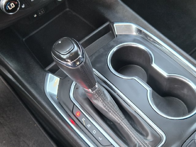 Used 2020 Chevrolet Traverse RS FWD image 19