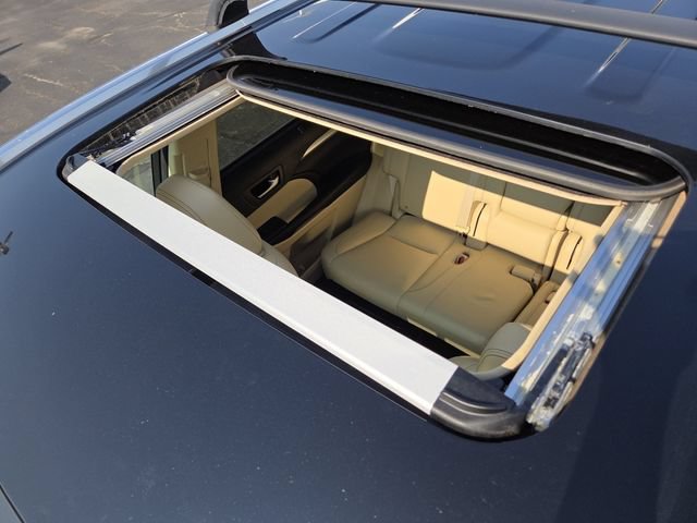 Used 2016 Toyota Highlander XLE w/ Protection Package #3 AWD/4WD image 3