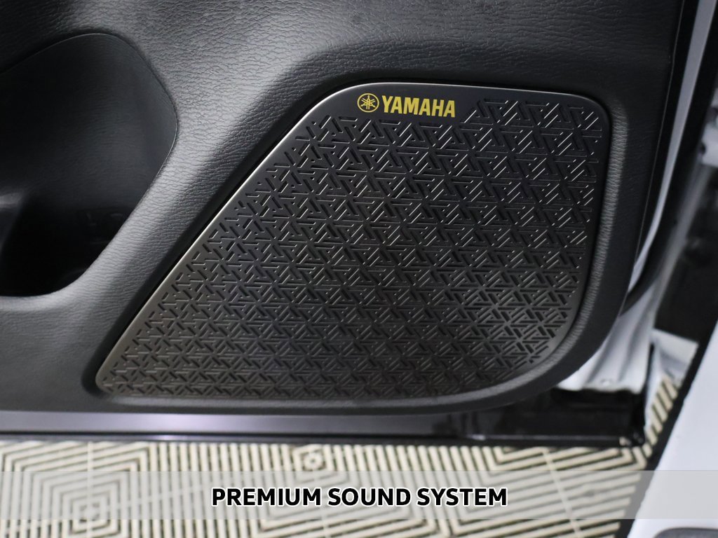 New 2026 Mitsubishi Outlander SEL image 4