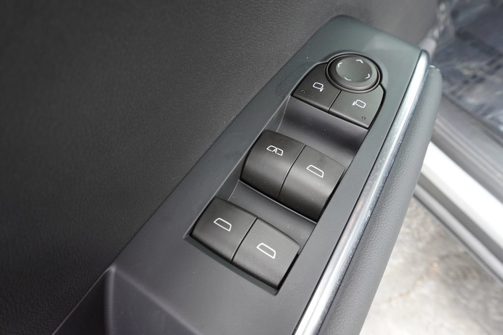 New 2026 GMC Acadia Elevation w/ Super Cruise Package FWD image 17