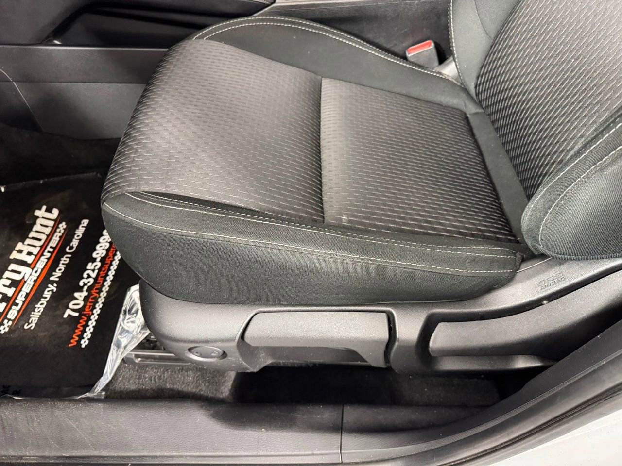 Used 2022 Mitsubishi Outlander ES image 12