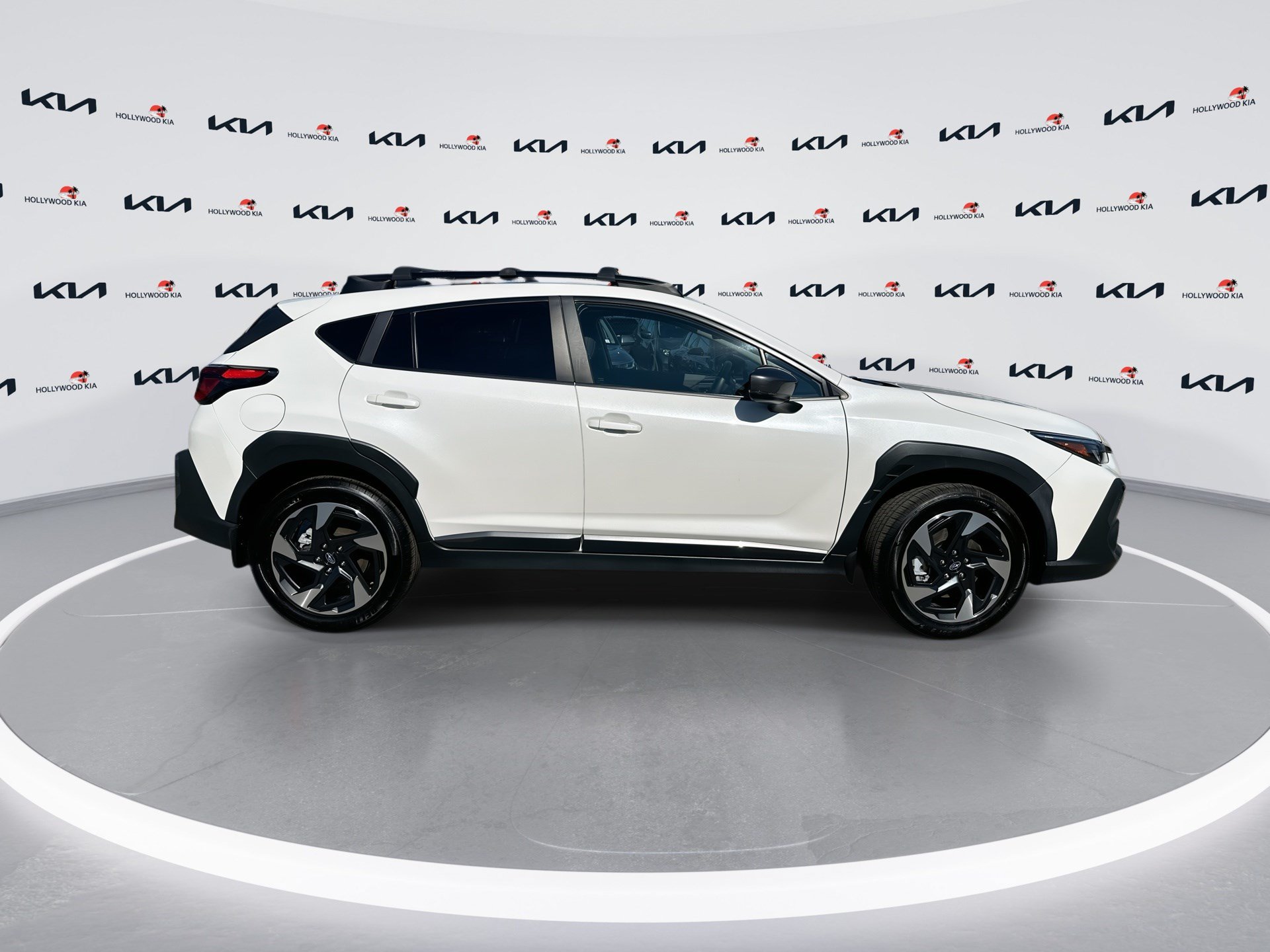 Used 2024 Subaru Crosstrek 2.5i Limited AWD/4WD image 9