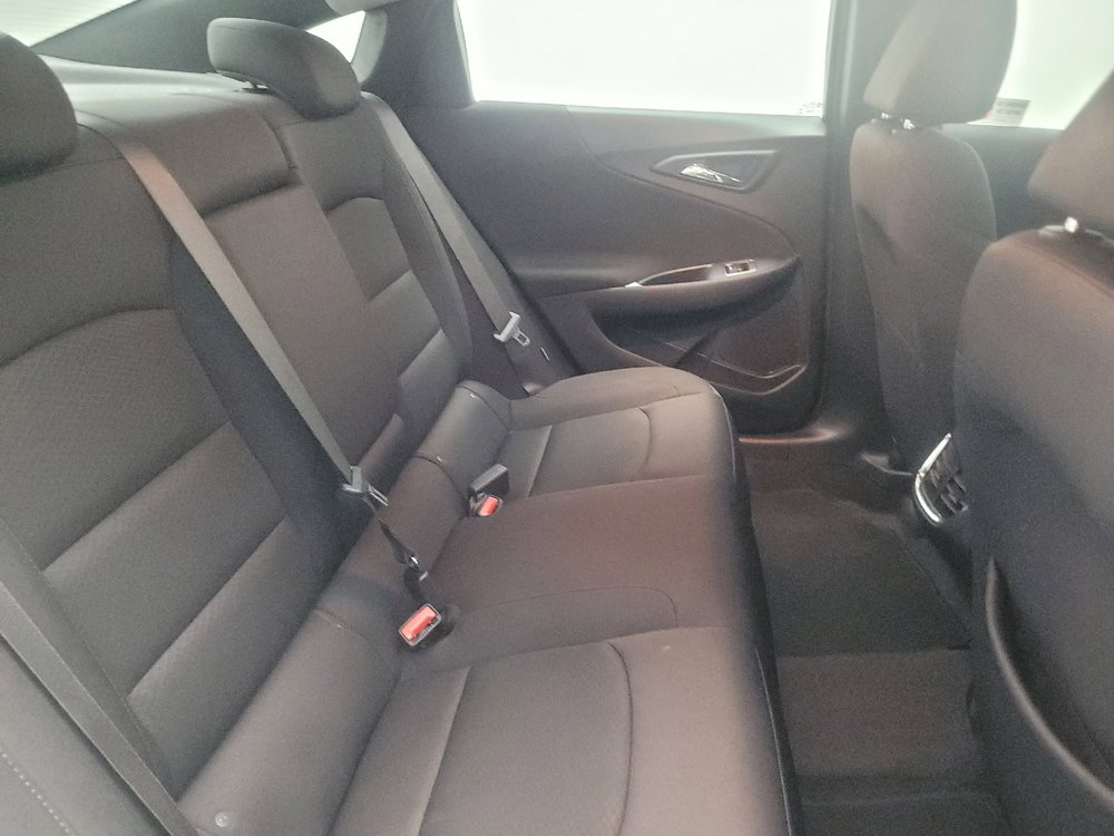 Used 2025 Chevrolet Malibu LT FWD image 19