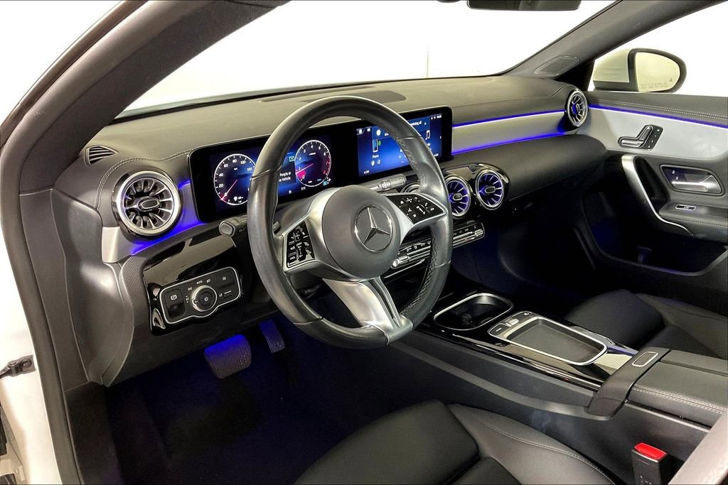 Used 2025 Mercedes-Benz CLA 250 image 14