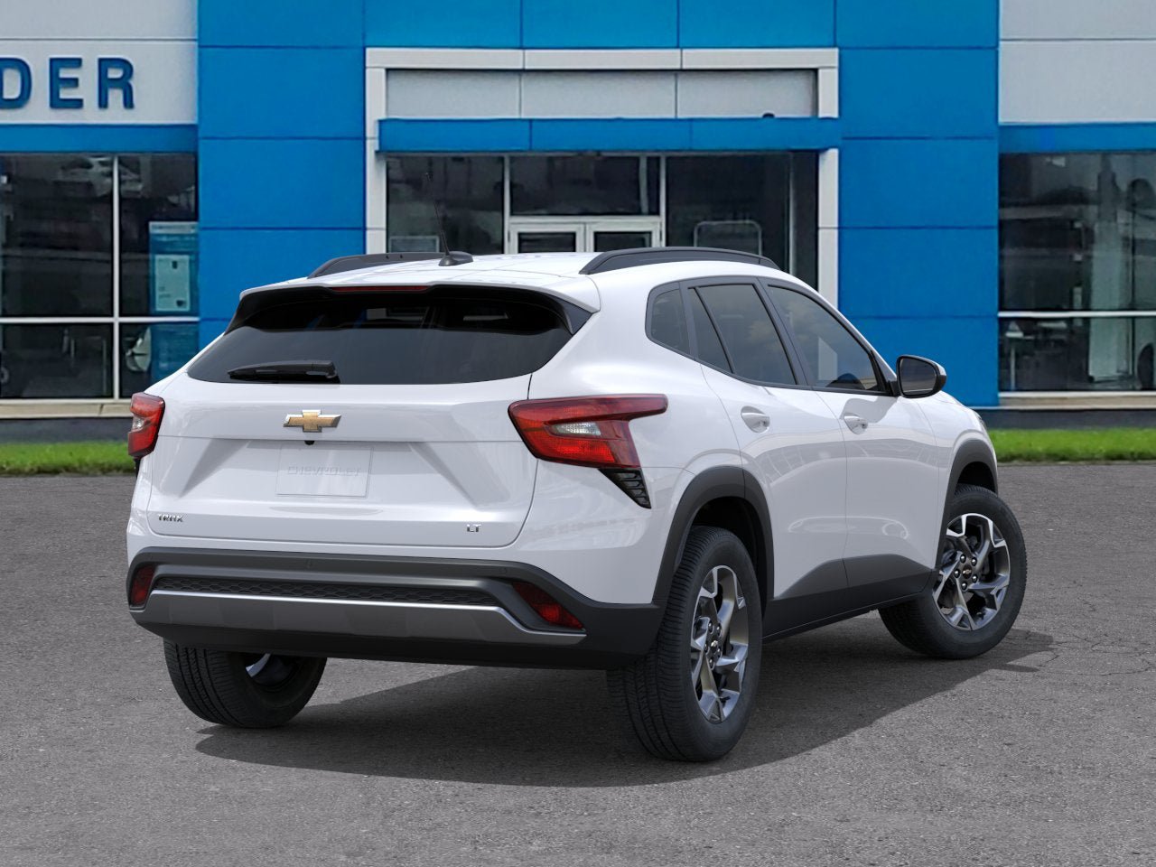 New 2026 Chevrolet Trax LT w/ Driver Confidence Package FWD image 4