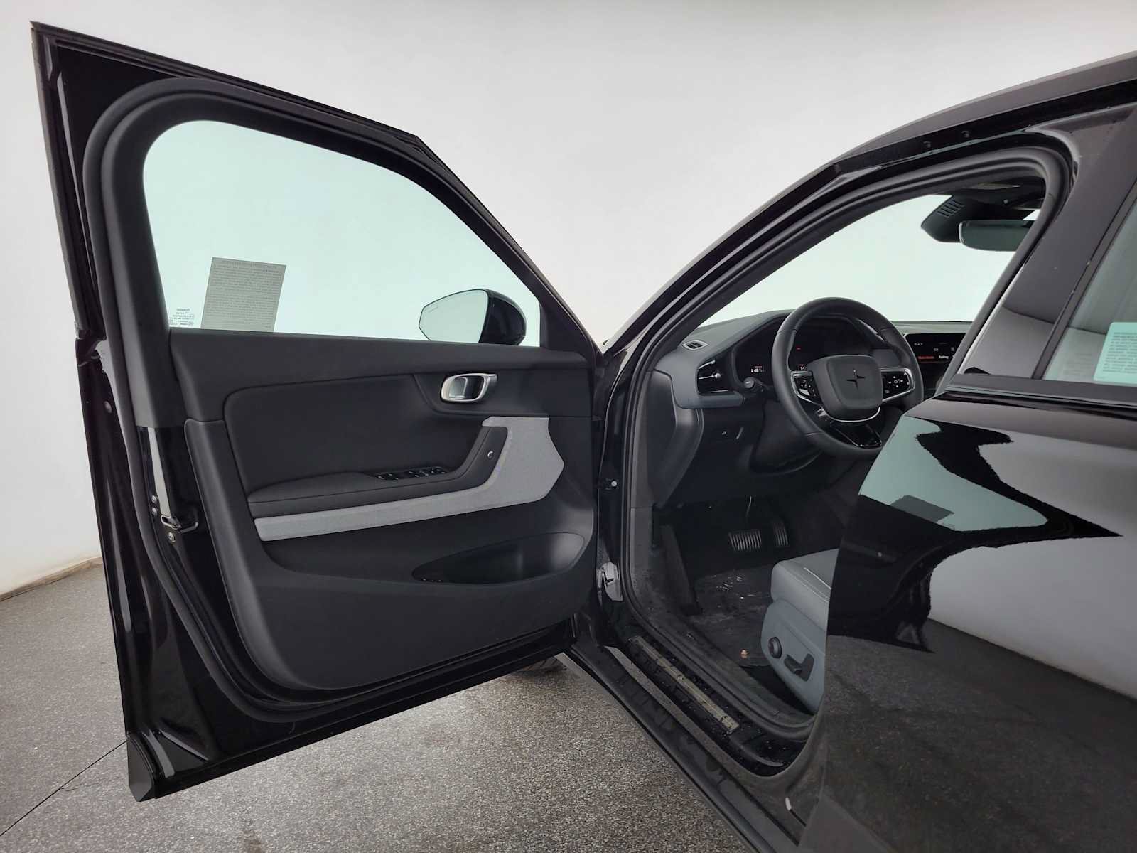 Used 2024 Polestar Polestar 2 RWD image 19