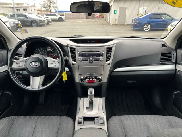 Used 2011 Subaru Outback 2.5i Premium image 14