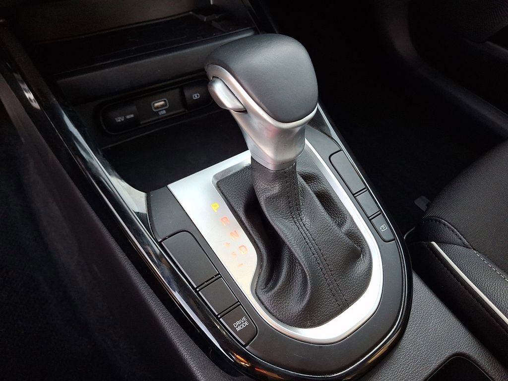 Used 2023 Kia Forte GT-Line w/ GT-Line Premium Package image 15