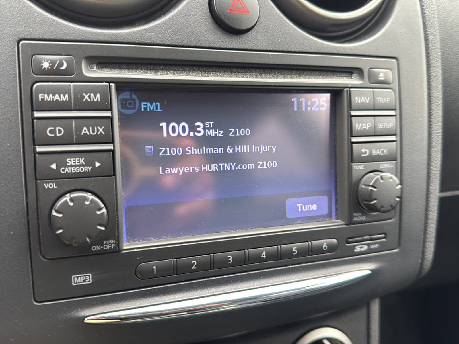 Used 2011 Nissan Rogue SV w/ SL Pkg image 31