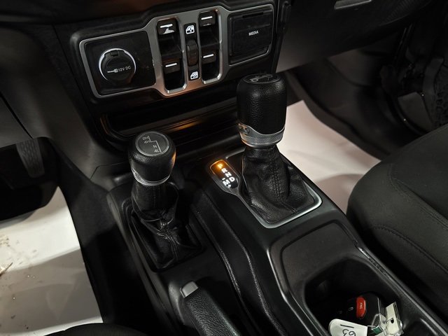 Used 2018 Jeep Wrangler Unlimited Sport S image 35