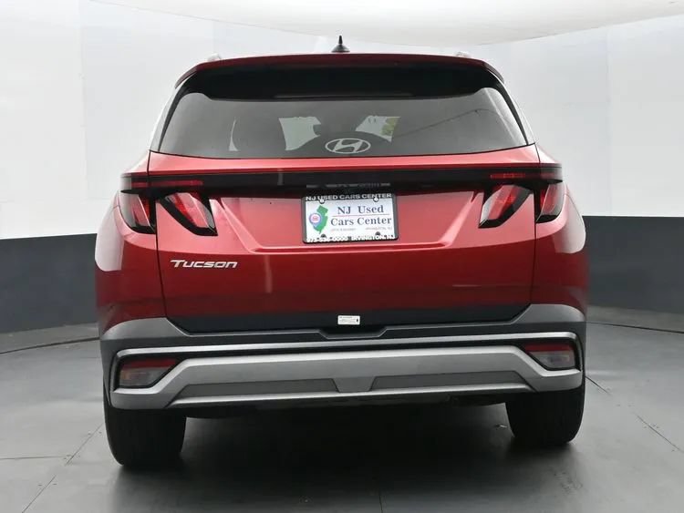 Used 2025 Hyundai Tucson SEL FWD image 8
