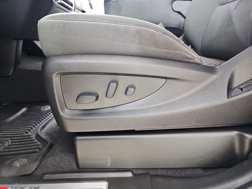 Used 2019 Chevrolet Silverado 1500 LT w/ All Star Edition AWD/4WD image 34