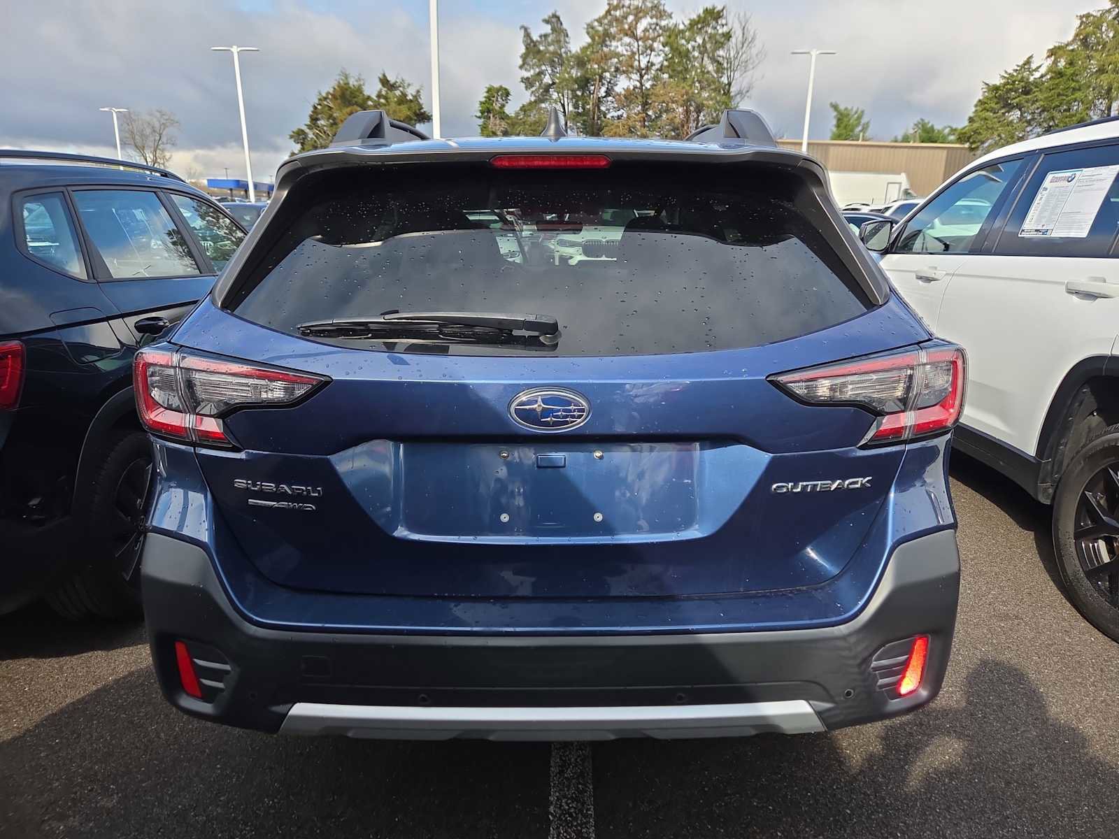 Used 2022 Subaru Outback Limited image 6
