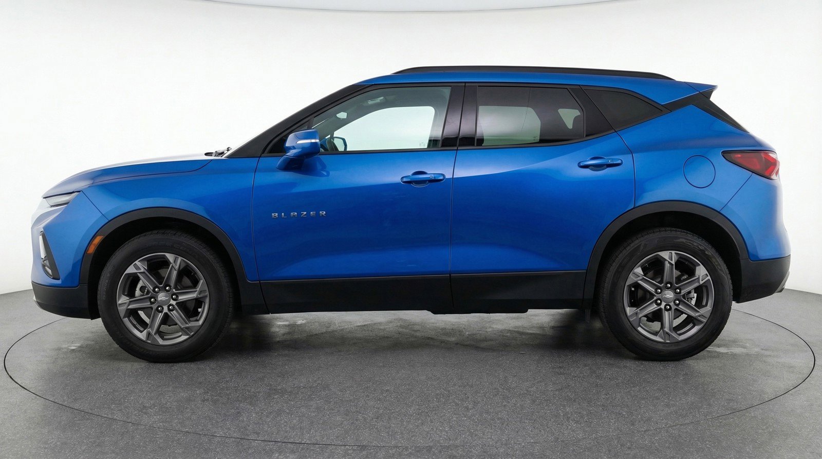 Used 2025 Chevrolet Blazer LT image 5