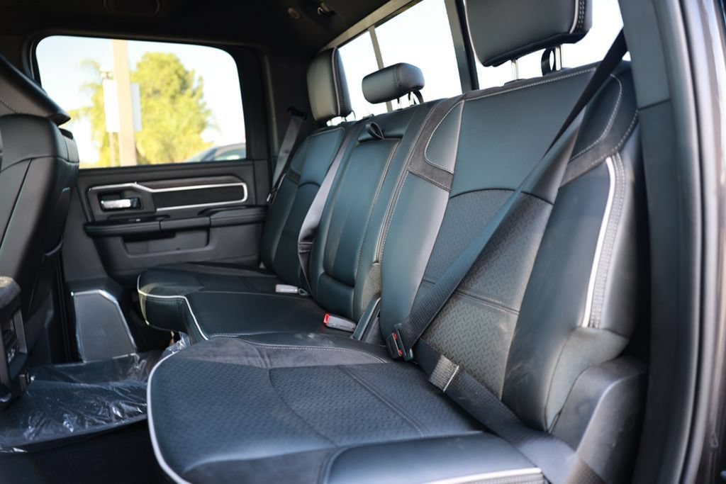 New 2026 RAM 3500 Laramie AWD/4WD image 31