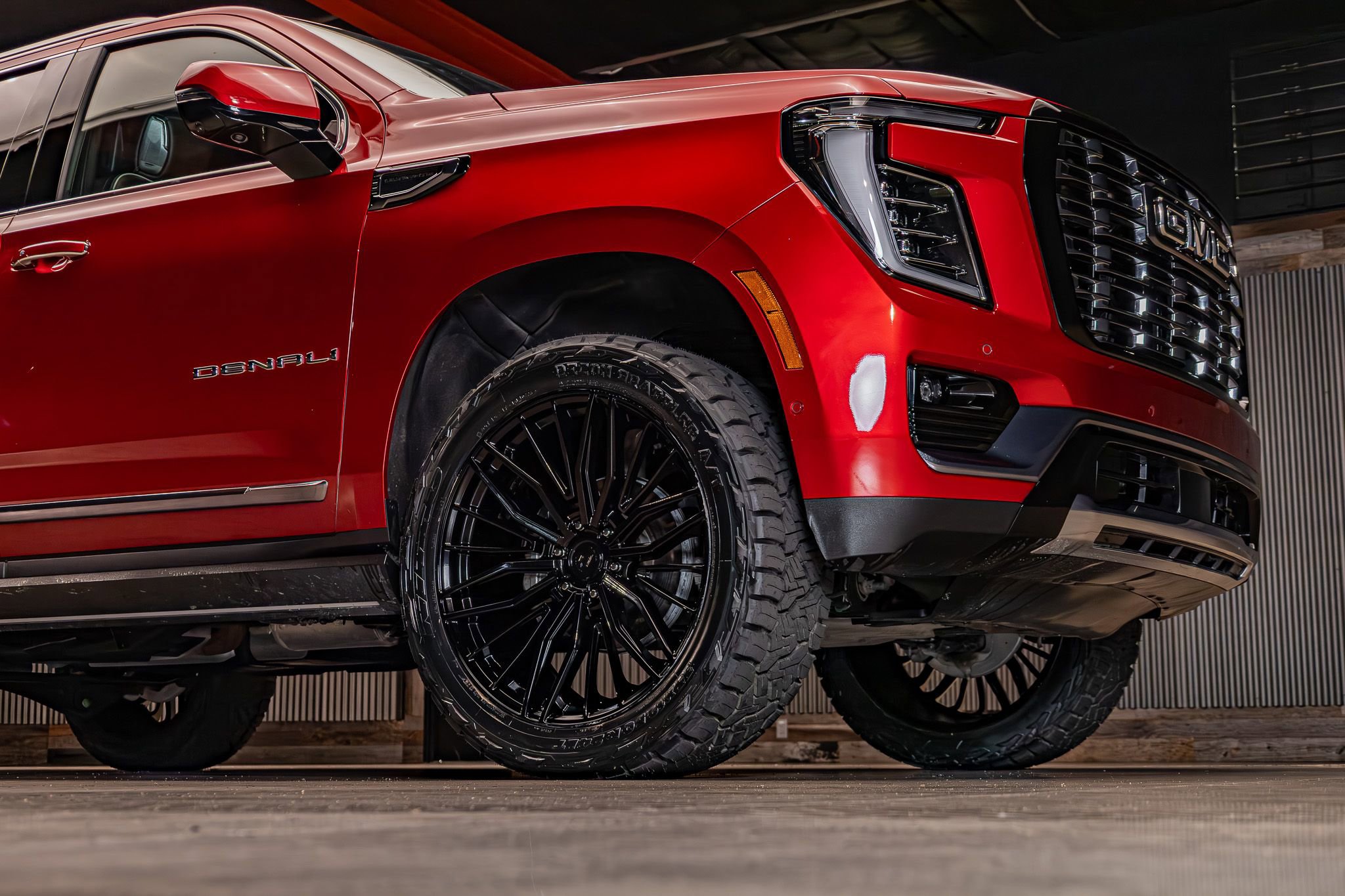 Used 2025 GMC Yukon Denali Ultimate image 12