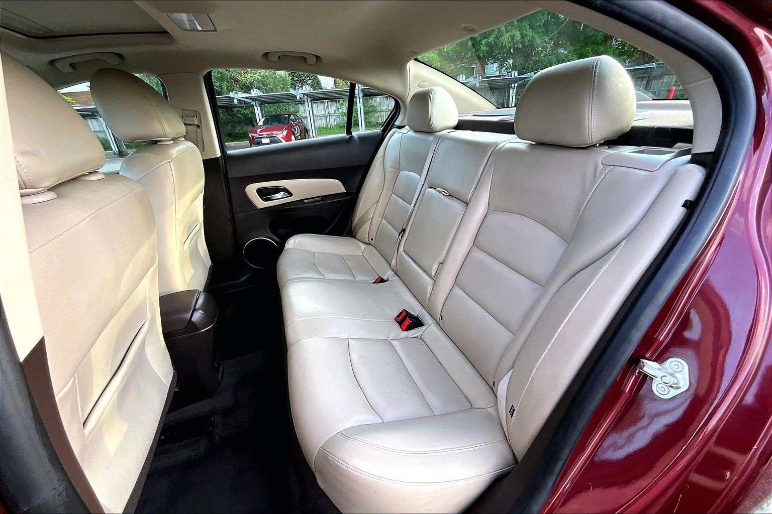 Used 2016 Chevrolet Cruze LTZ w/ Sun, Sound and Sport Package FWD image 25