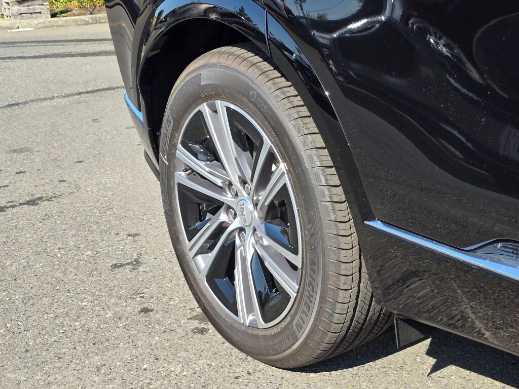 New 2026 Cadillac Lyriq Luxury image 15