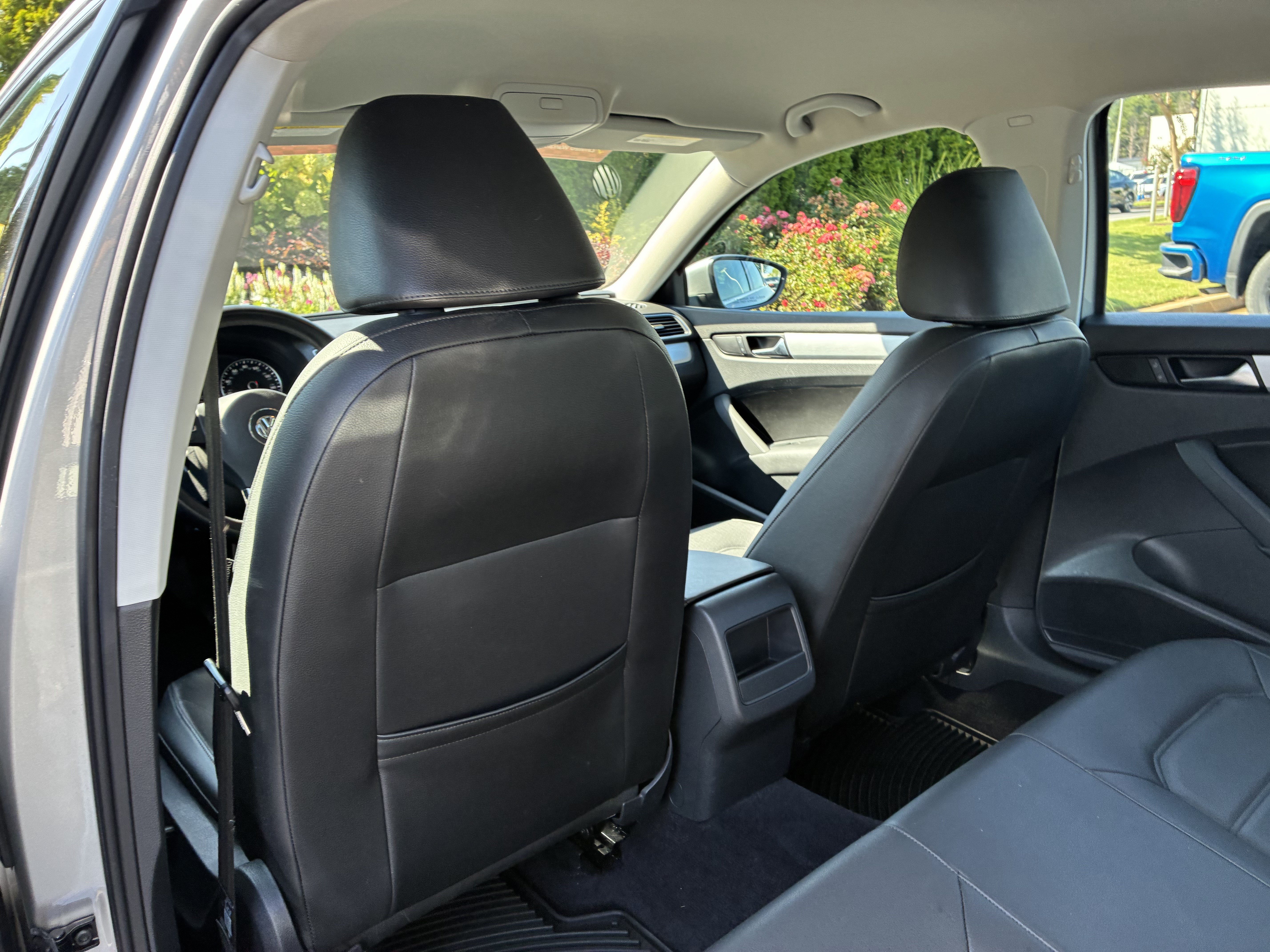 Used 2012 Volkswagen Passat 2.5 SE FWD image 14