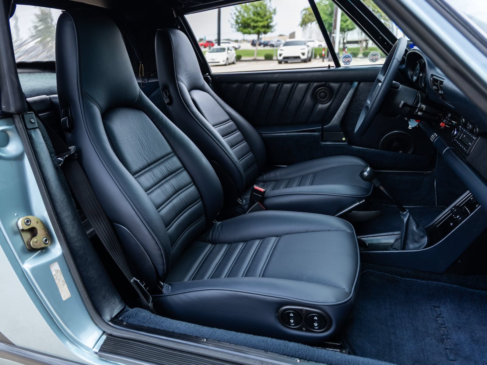 Used 1988 Porsche 911 Carrera RWD image 47