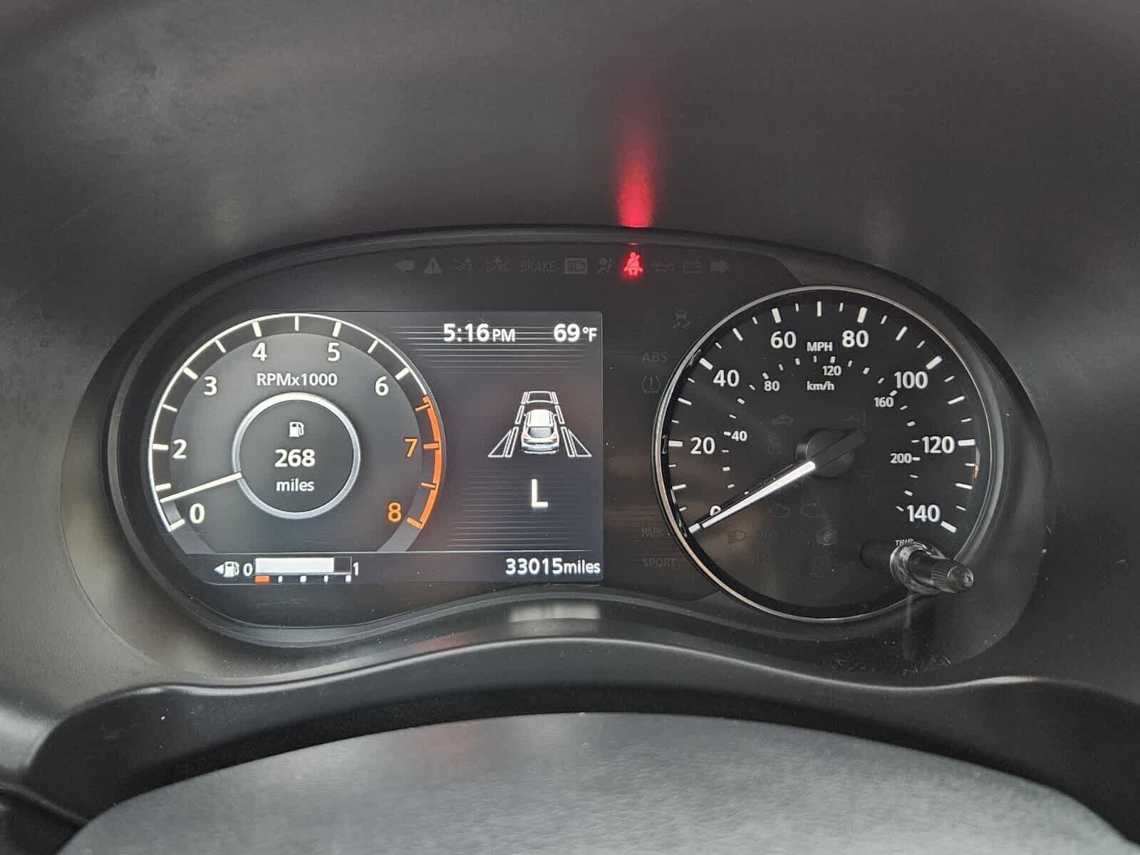 Used 2024 Nissan Kicks SR FWD image 14