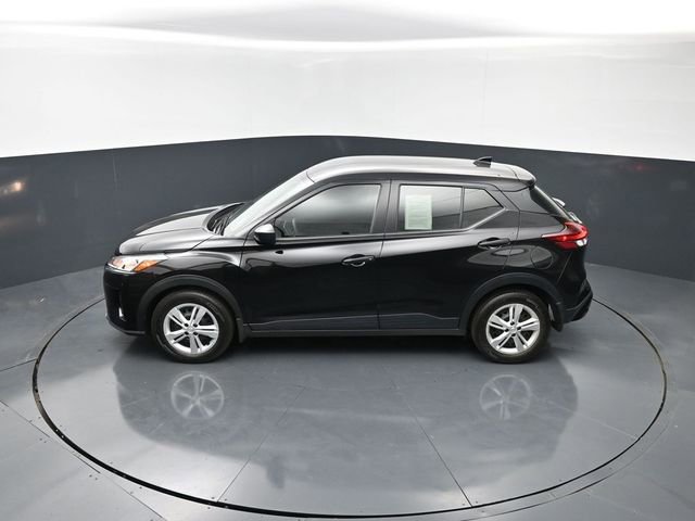 Certified 2024 Nissan Kicks S FWD image 17