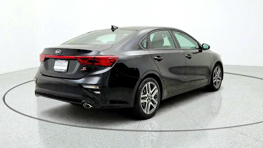 Used 2019 Kia Forte S w/ S Premium Package FWD image 5