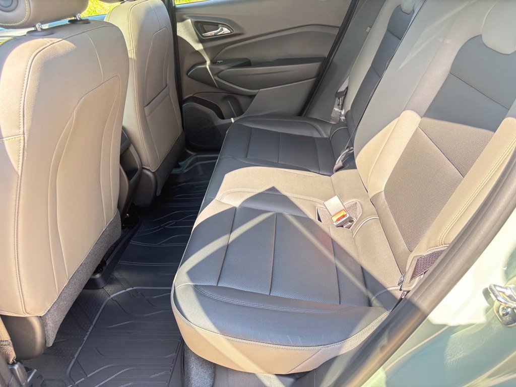 New 2026 Chevrolet Trax ACTIV w/ Sunroof Package FWD image 41