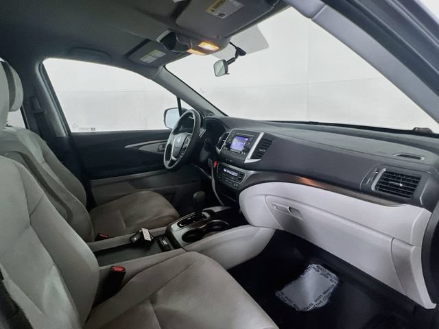 Used 2017 Honda Pilot LX image 10