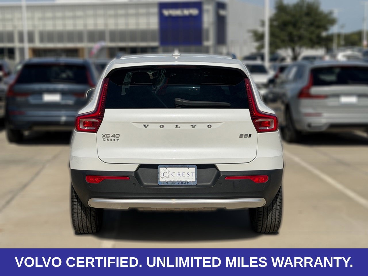 Certified 2024 Volvo XC40 B5 Ultimate w/ Protection Package Premier AWD/4WD image 12