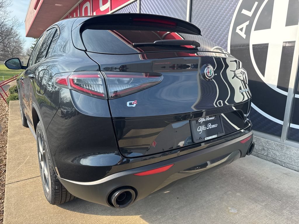 New 2026 Alfa Romeo Stelvio Sprint image 8