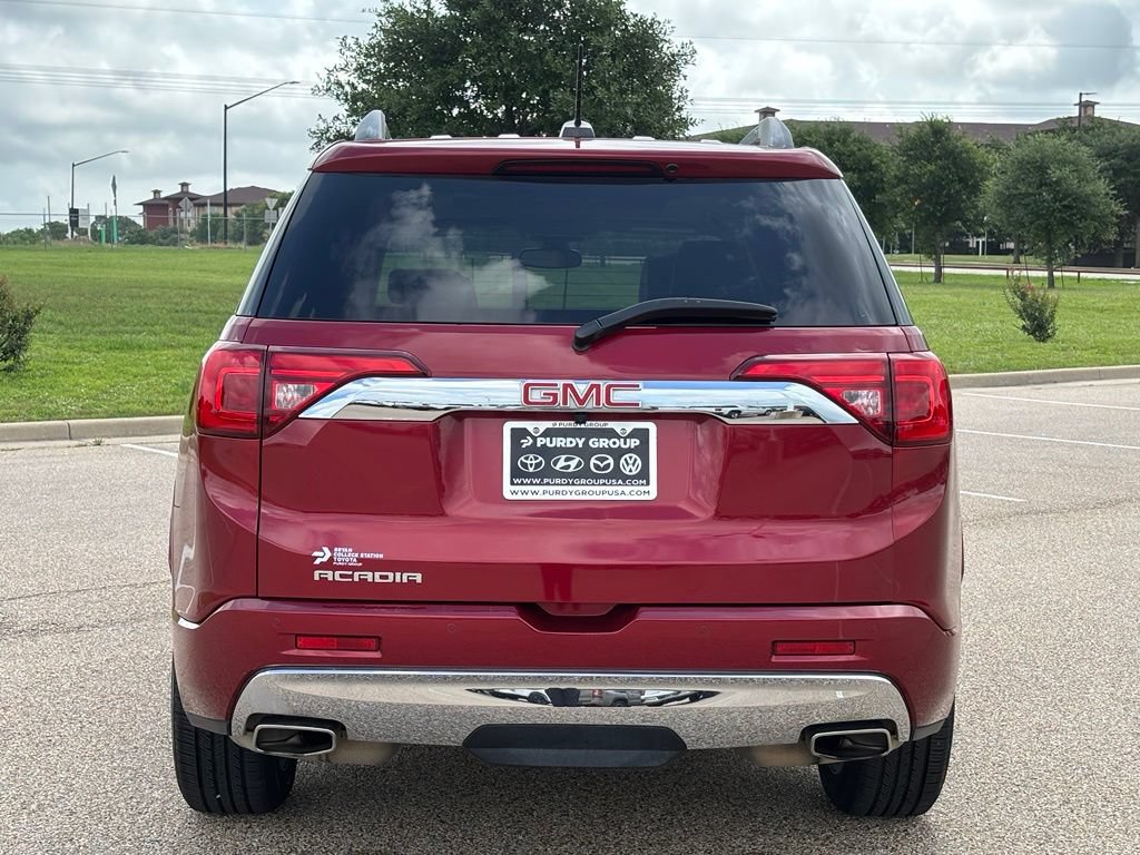 Used 2019 GMC Acadia Denali w/ Technology Package FWD image 6
