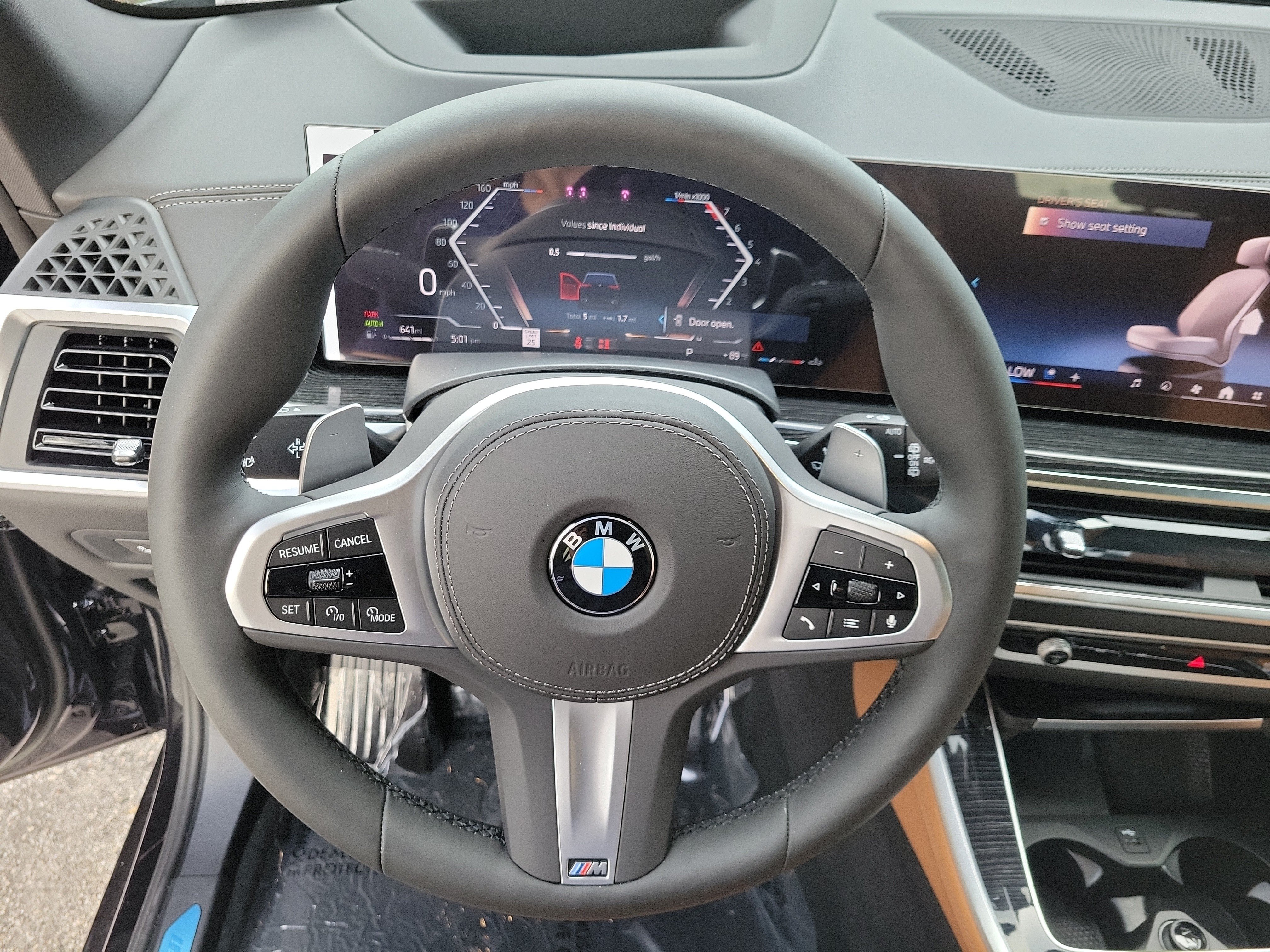 New 2026 BMW X5 xDrive40i w/ M Sport Package AWD/4WD image 14