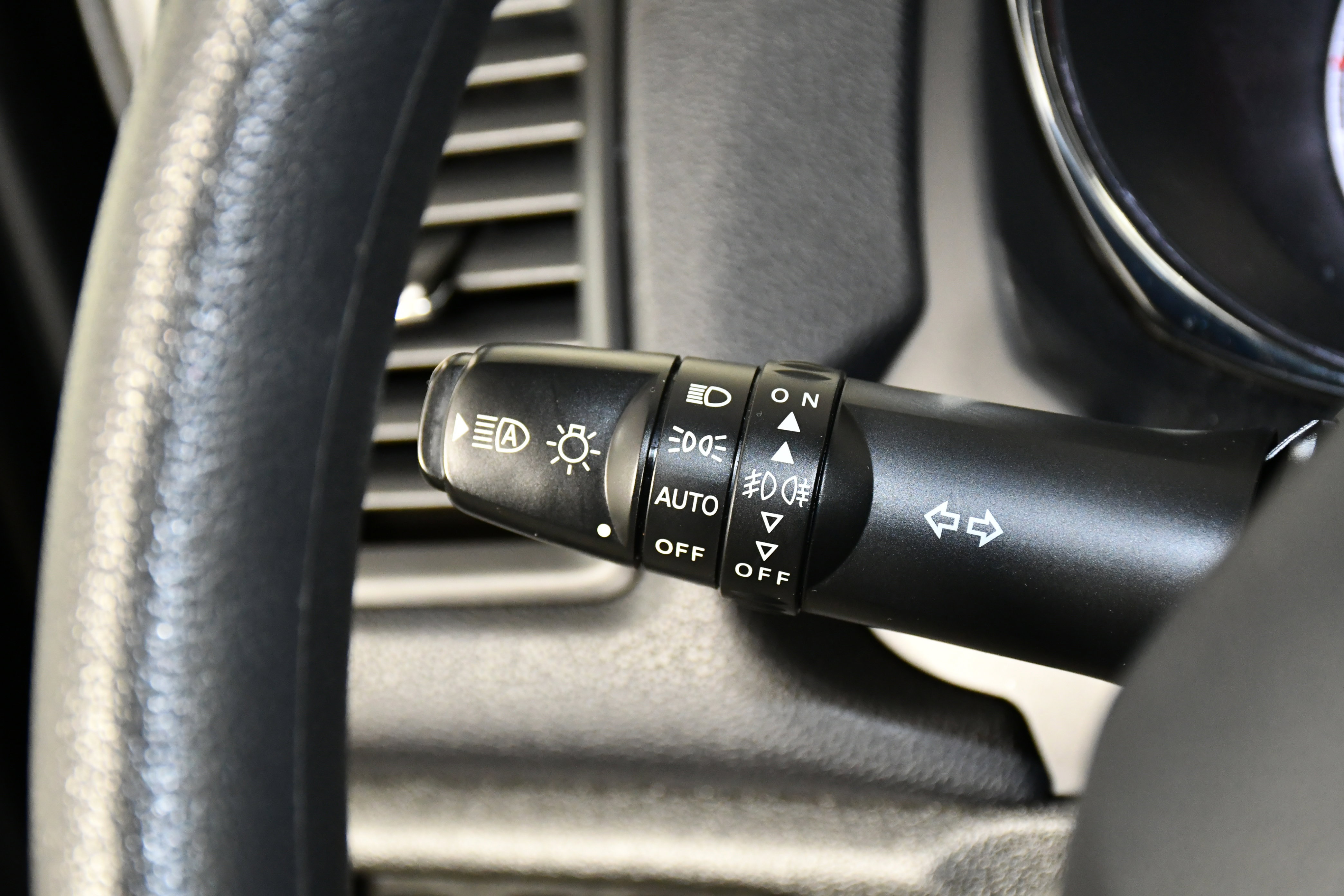 Used 2025 Mitsubishi Outlander Sport ES AWD/4WD image 22