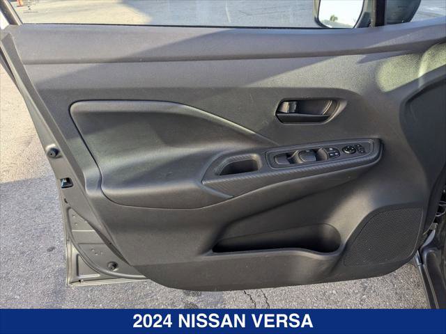 Used 2024 Nissan Versa S w/ S Plus Package FWD image 10