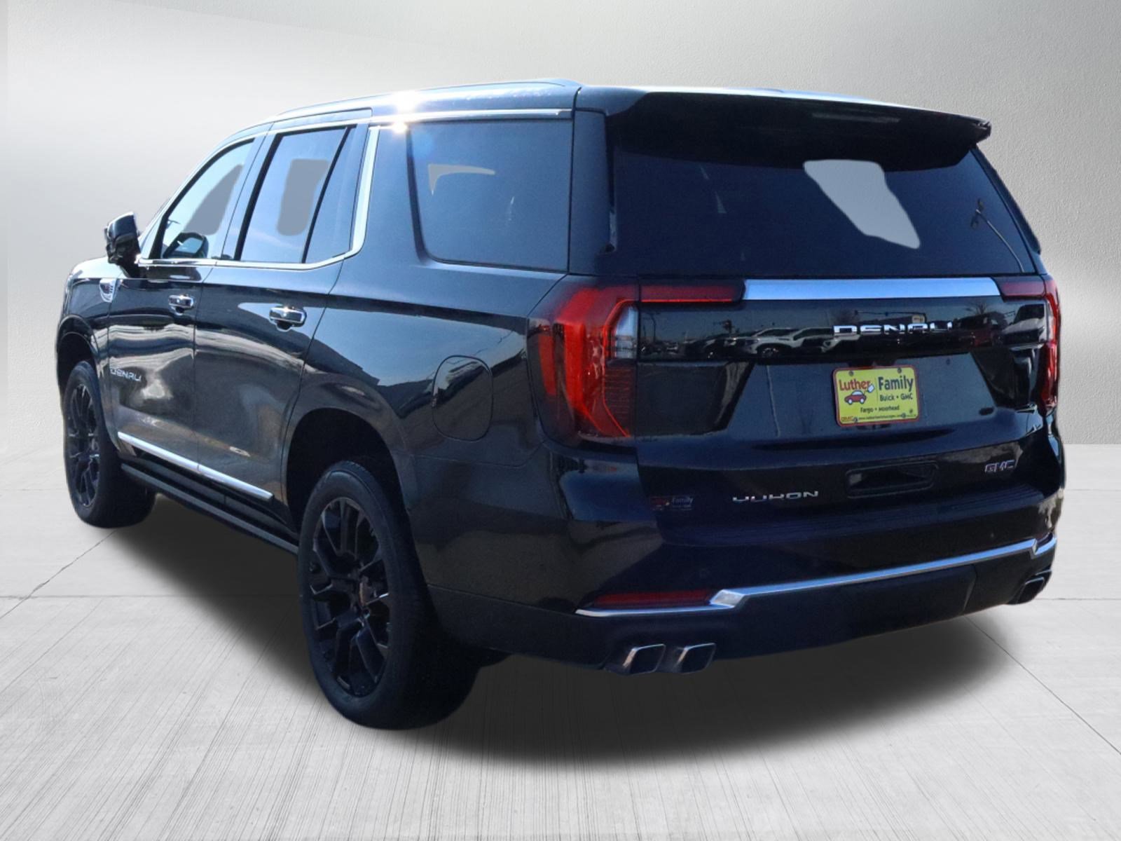 New 2026 GMC Yukon Denali w/ Sun & Power Step Package image 5