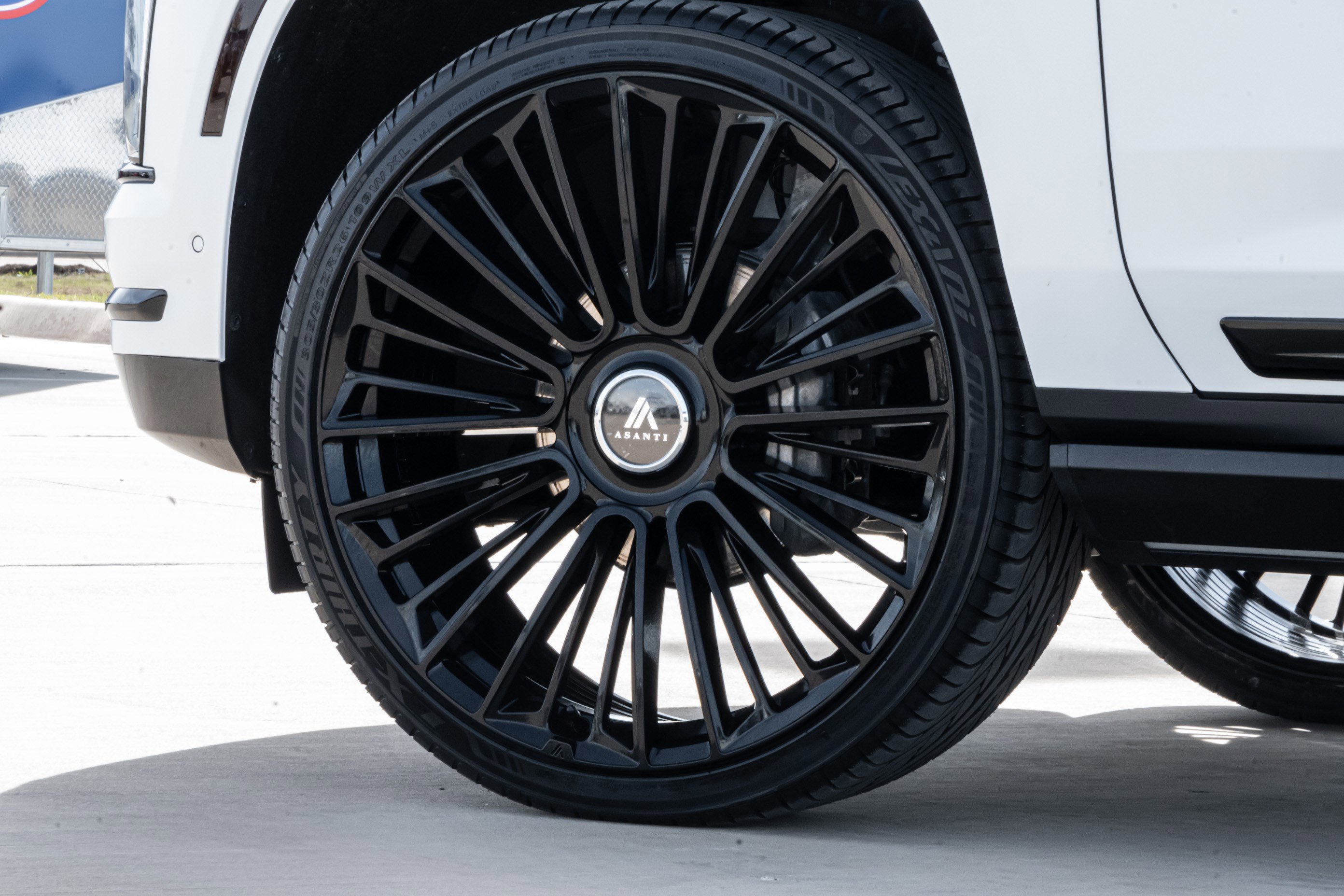 Used 2025 Cadillac Escalade Sport w/ Touring Package image 43