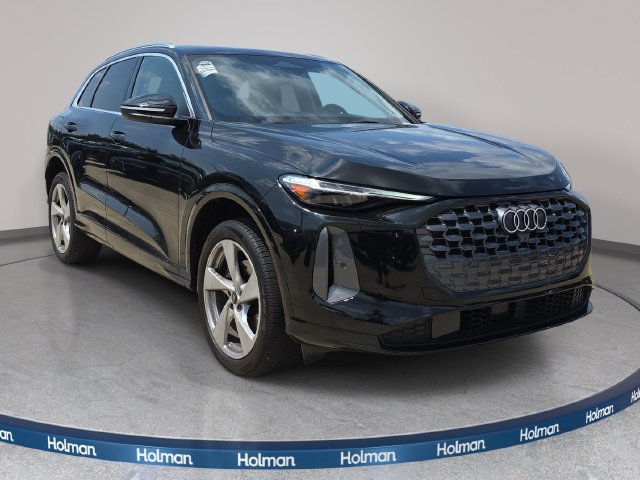 Used 2025 Audi Q5 Premium Plus w/ Premium Plus AWD/4WD image 4